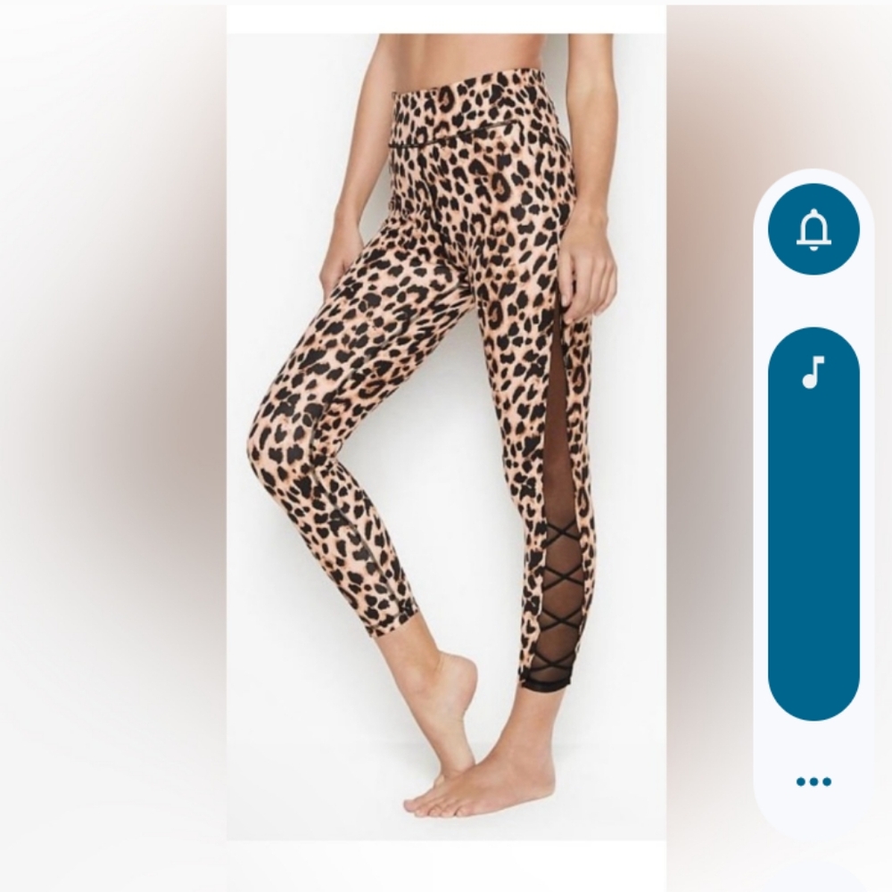 Victoria’s Secret Size 4 Leopard Print Yoga Sport Leggings 7/8 Length 27” Inseam
